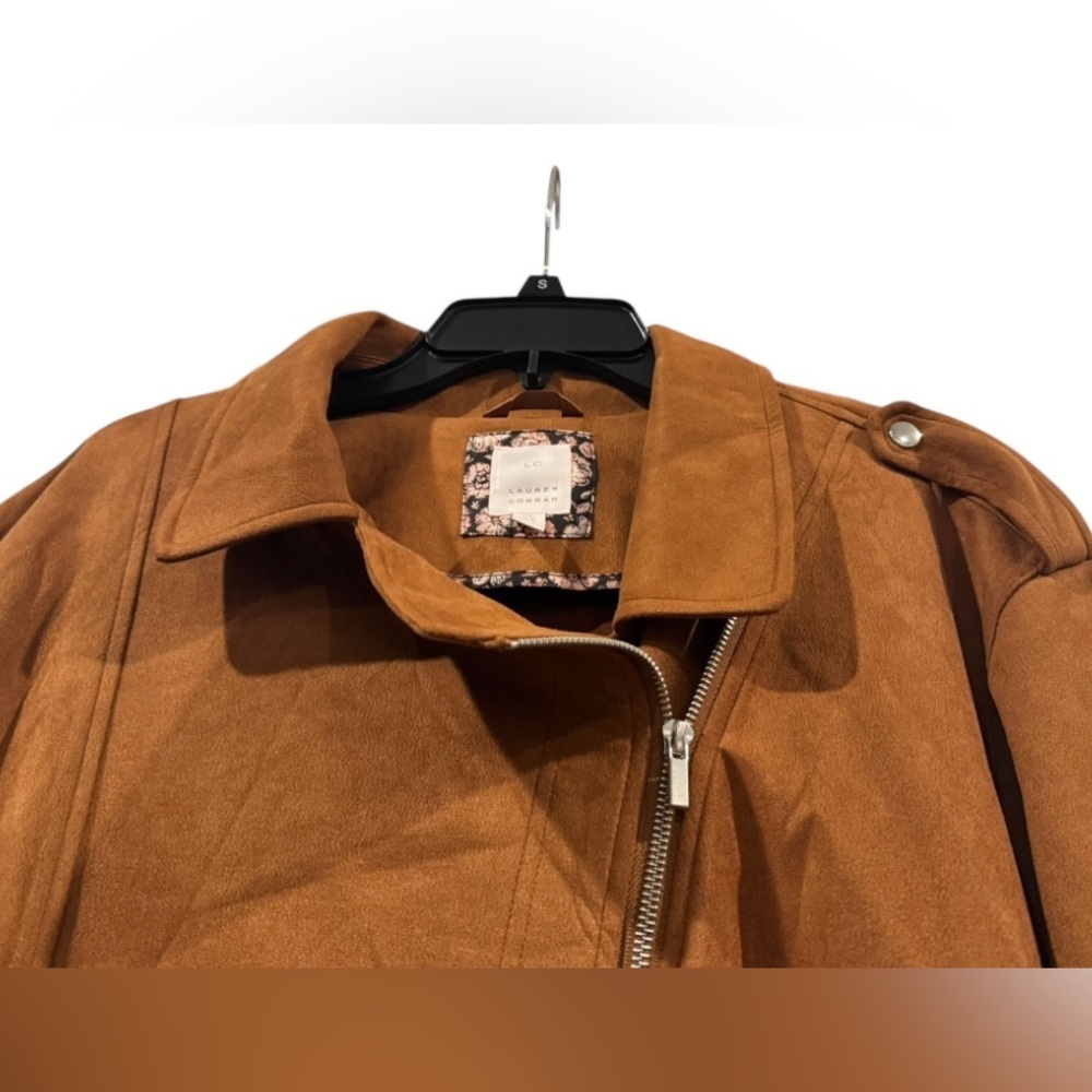 NWT Lauren Conrad Women’s Plus 4X Faux Suede Tan Motorcycle Jacket - Picture 4 of 10